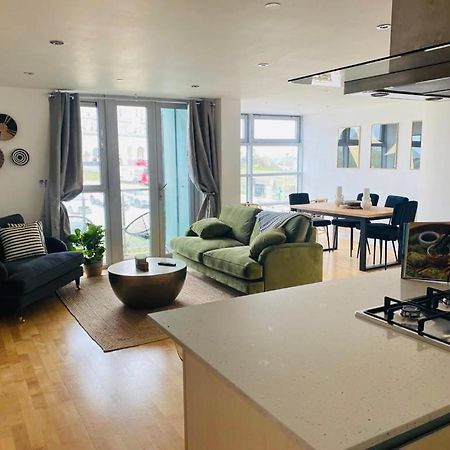 Zinc @ Fistral Beach, Newquay New Quay Extérieur photo