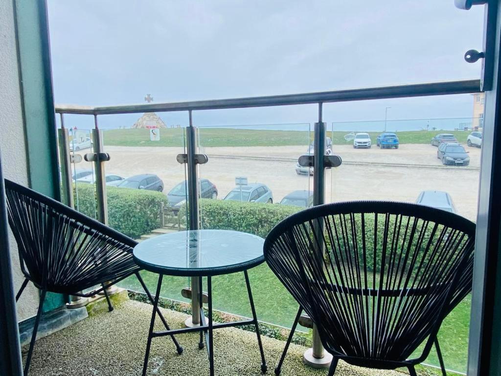 Zinc @ Fistral Beach, Newquay New Quay Extérieur photo